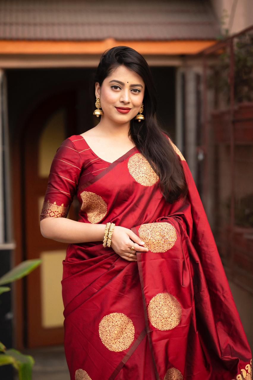 Unequalled Maroon Soft Silk Saree With Inimitable Blouse Piece