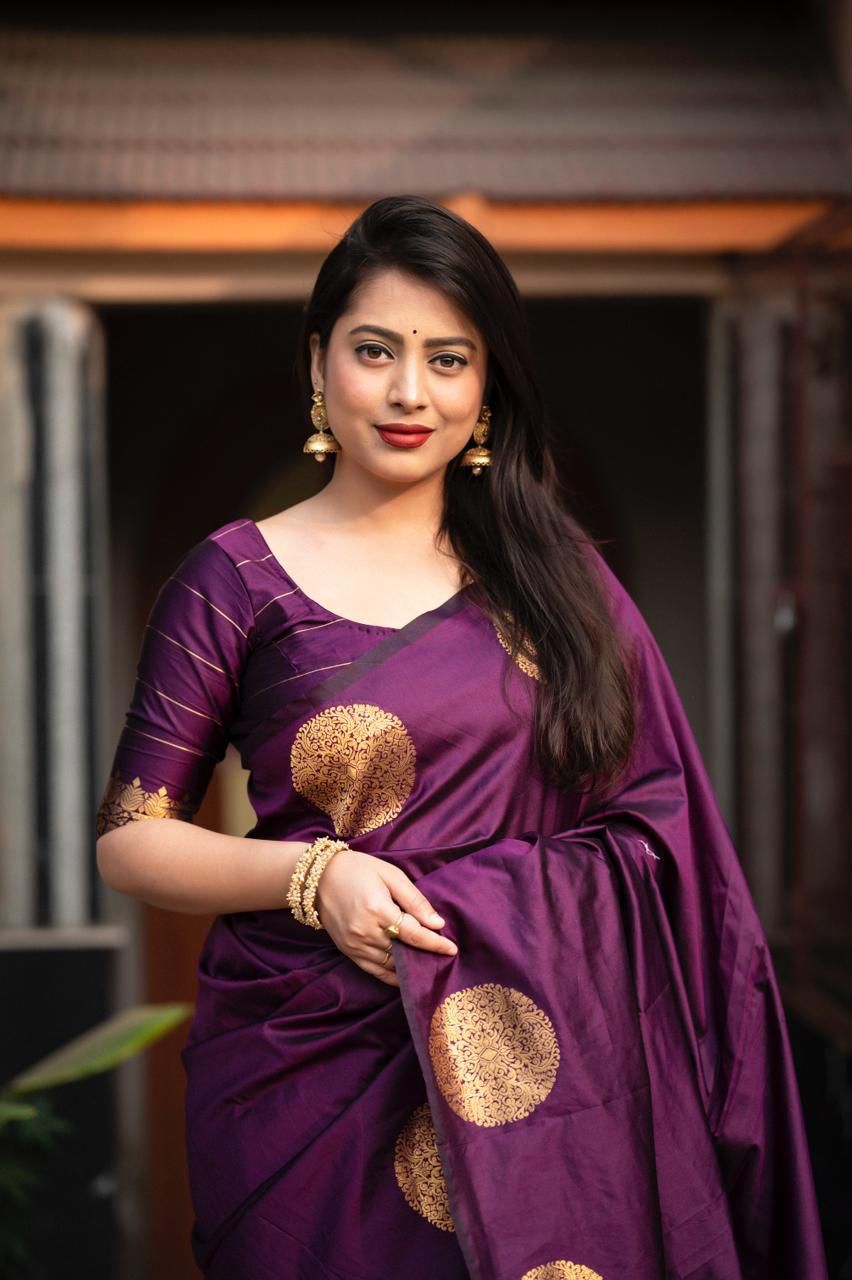 Proficient Purple Soft Silk Saree With Ineffable Blouse Piece