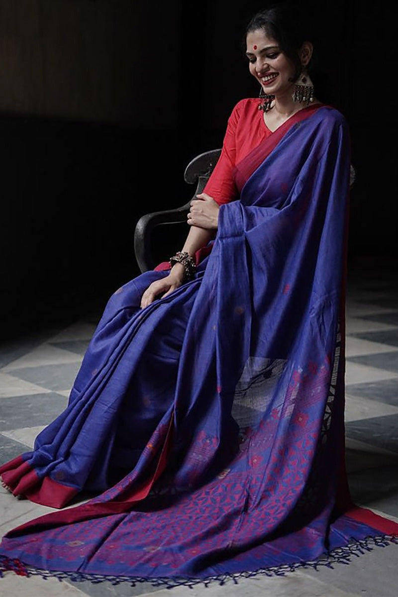 Tremendous Blue Cotton Silk Saree With Ravishing Blouse Piece