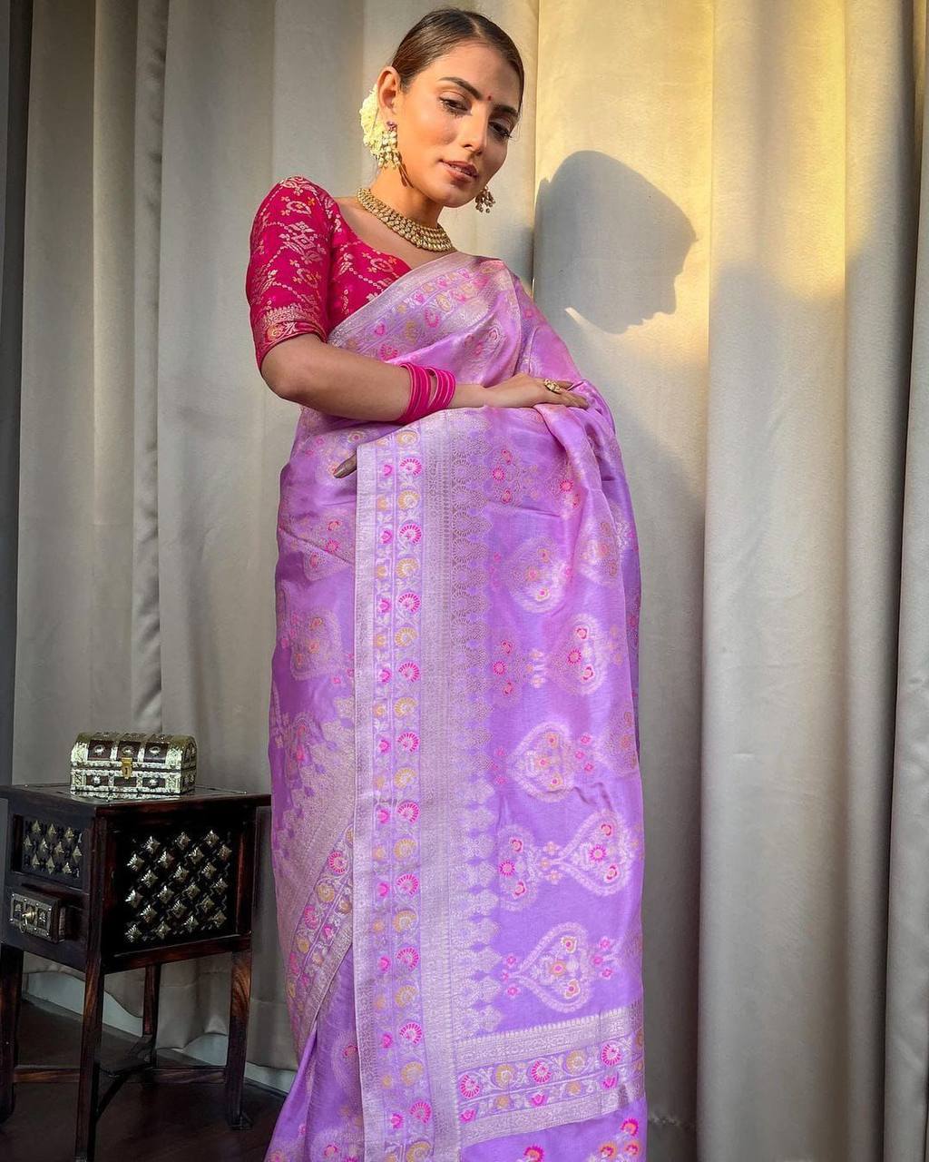 Flattering Lavender Soft Silk Saree With Blooming Blouse Piece