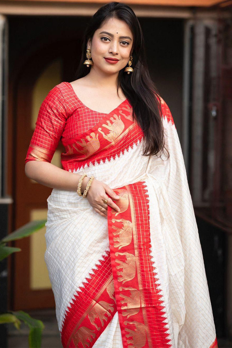 Attractive Off White Soft Silk Saree With Majesty Blouse Piece