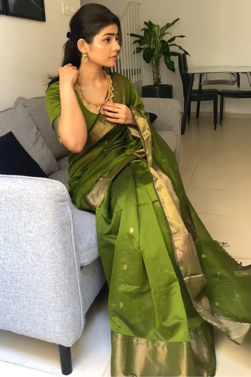 Gossamer Green Cotton Silk Saree With Felicitous Blouse Piece