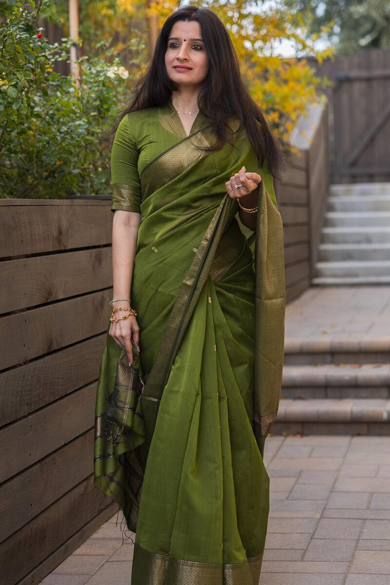 Bucolic Green Cotton Silk Saree With Redolent Blouse Piece