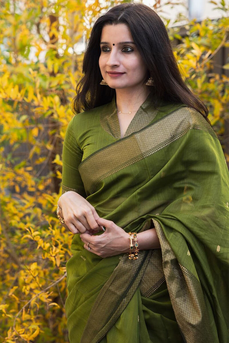 Bucolic Green Cotton Silk Saree With Redolent Blouse Piece