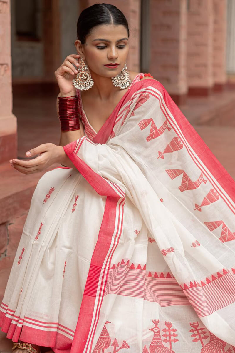 Transcendent Off White Cotton Silk Saree With Felicitous Blouse Piece