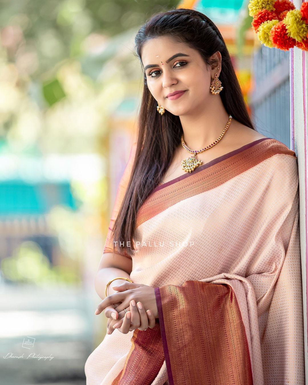 Felicitous Beige Soft Silk Saree with Scrumptious Blouse Piece