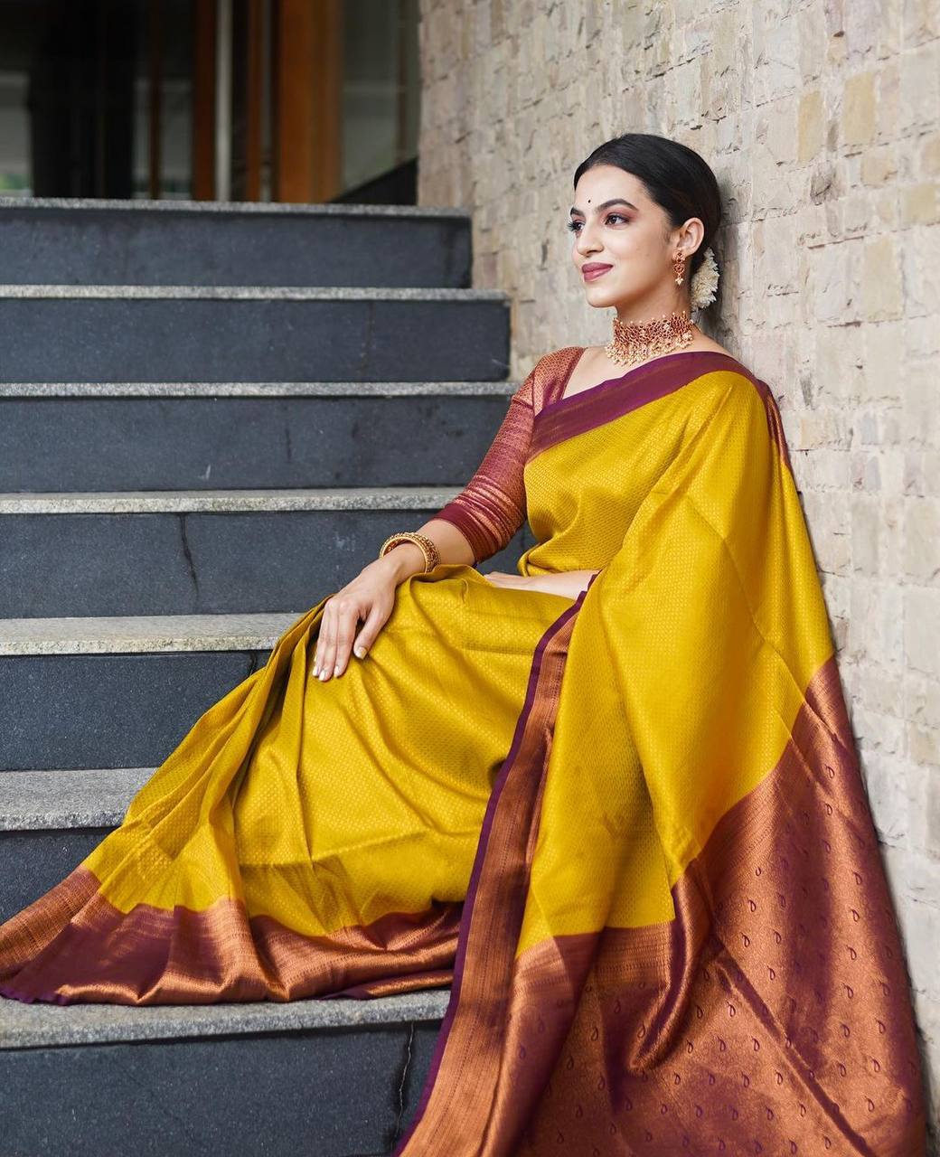 Staggering Golden Soft Silk Saree with Engaging Blouse Piece