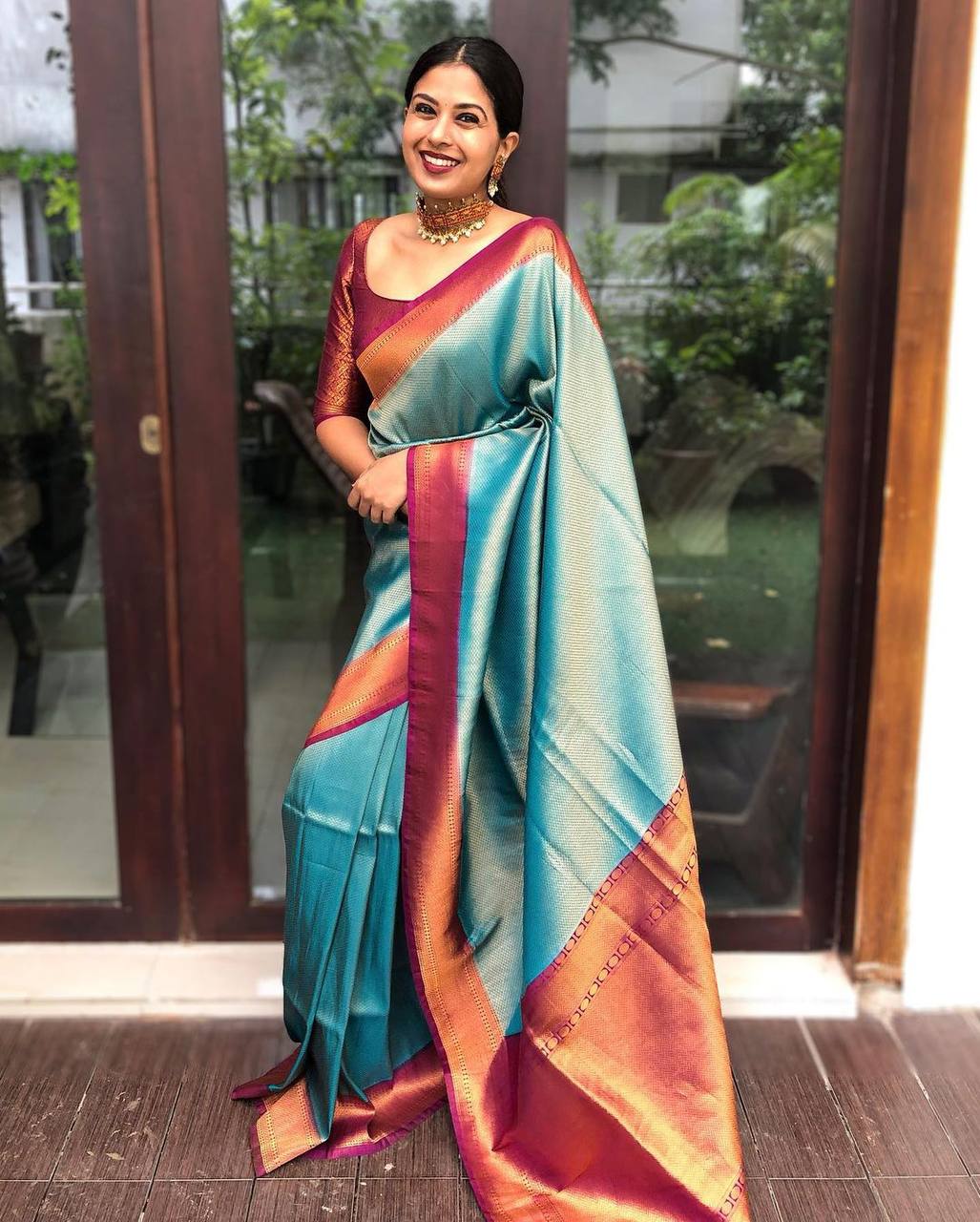 Smart glam Rama Soft Silk Saree with Brood Blouse Piece