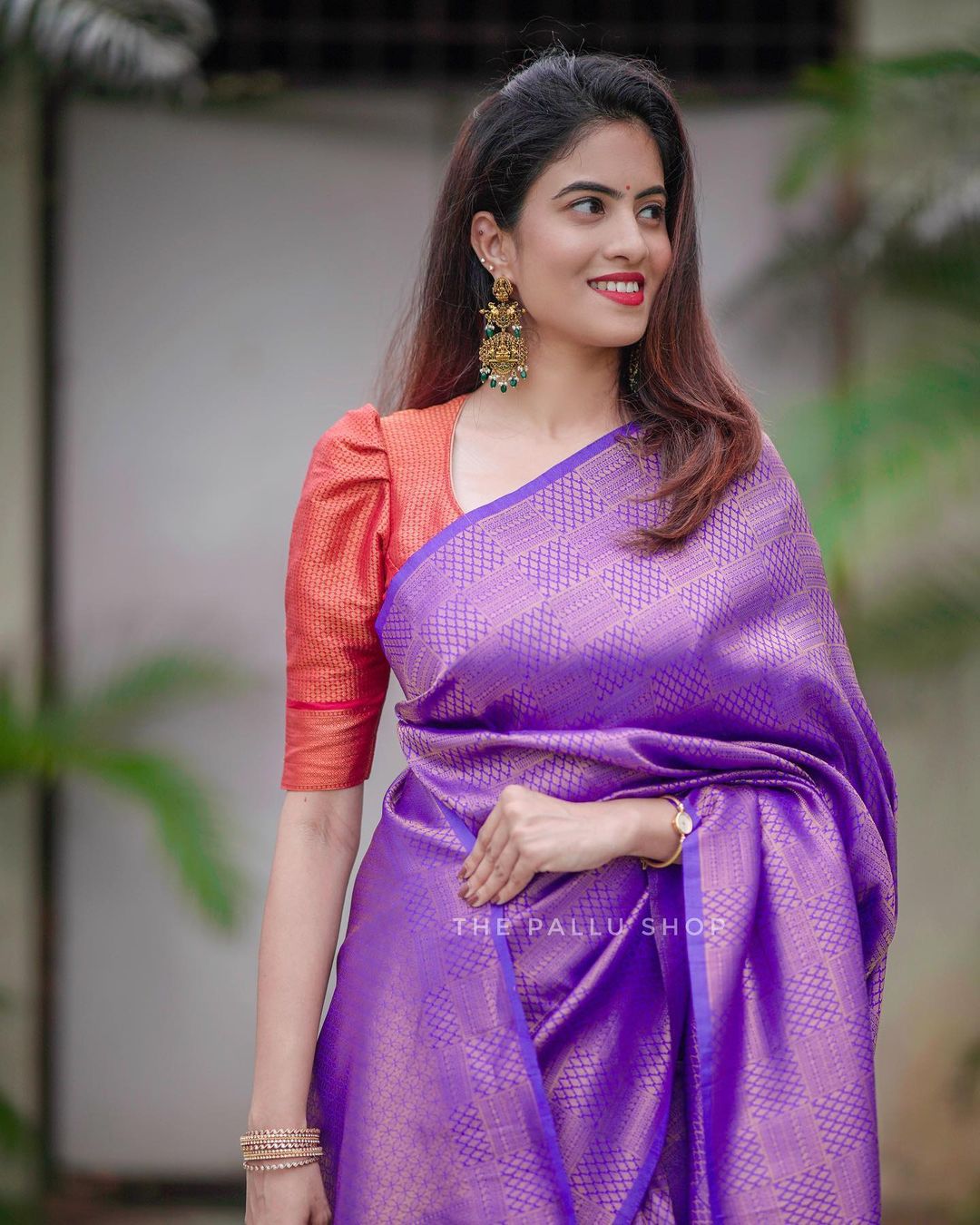 Beautiful Royal Blue Soft Silk Saree with Divine Blouse Piece