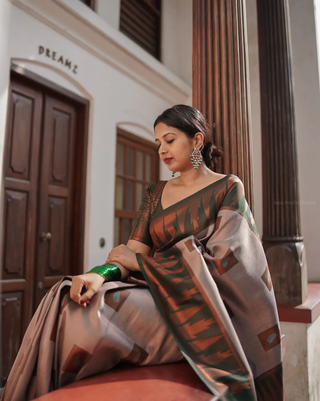 Delightful Grey Soft Silk Saree With Glorious Blouse Piece