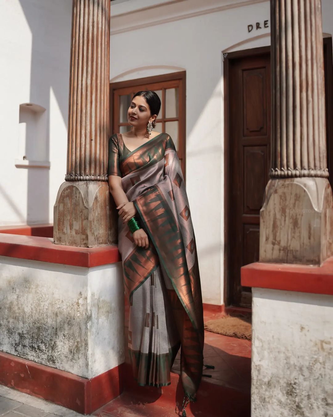 Delightful Grey Soft Silk Saree With Glorious Blouse Piece