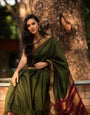 Ravishing Green Soft Banarasi Silk Saree With Deserving Blouse Piece