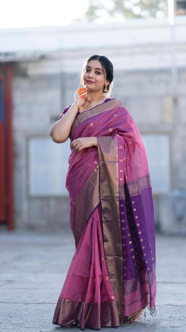 Engrossing Lavendor Soft Silk Saree With Comely Blouse Piece