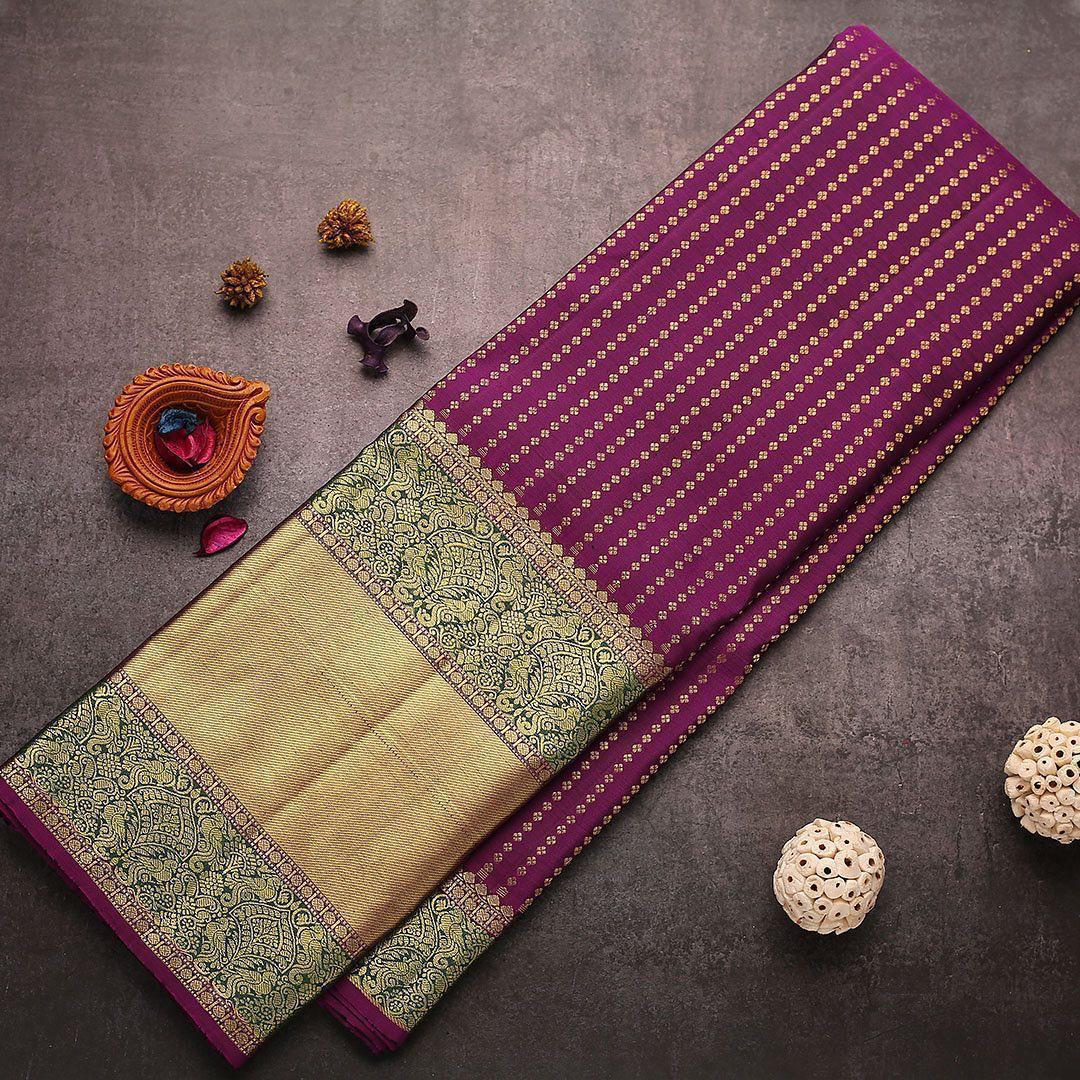 Exquisite Purple Soft Banarasi Silk Saree With Sempiternal Blouse Piece