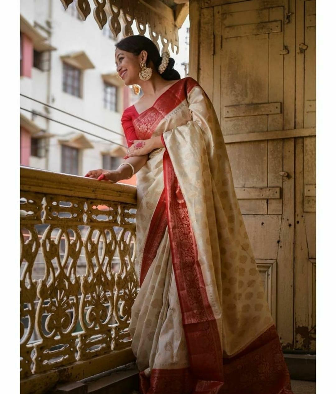 Beauteous Beige Soft Banarasi Silk Saree With Delectable Blouse Piece