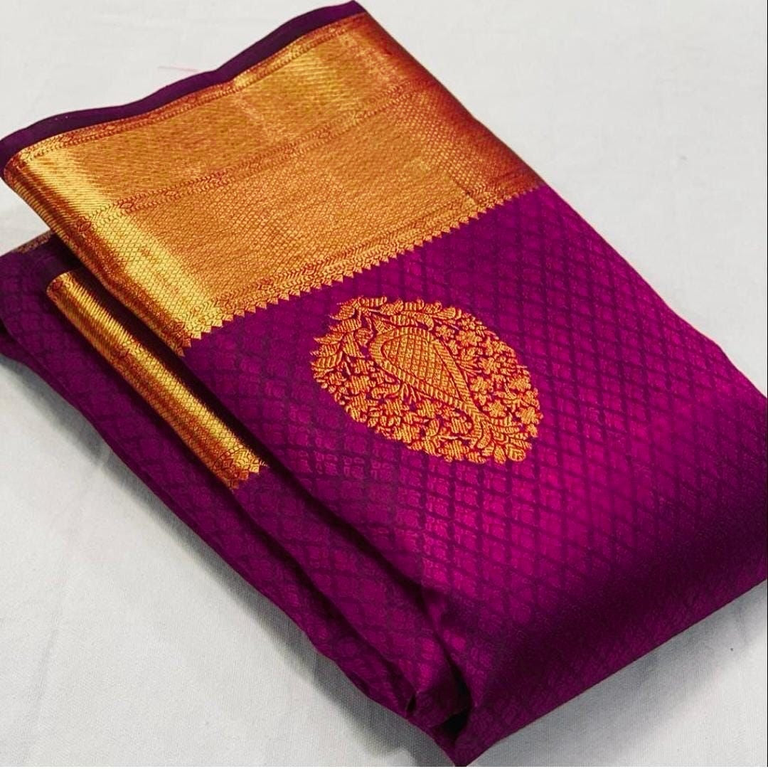 Grandiose Magenta Soft Banarasi Silk Saree With Jazzy Blouse Piece