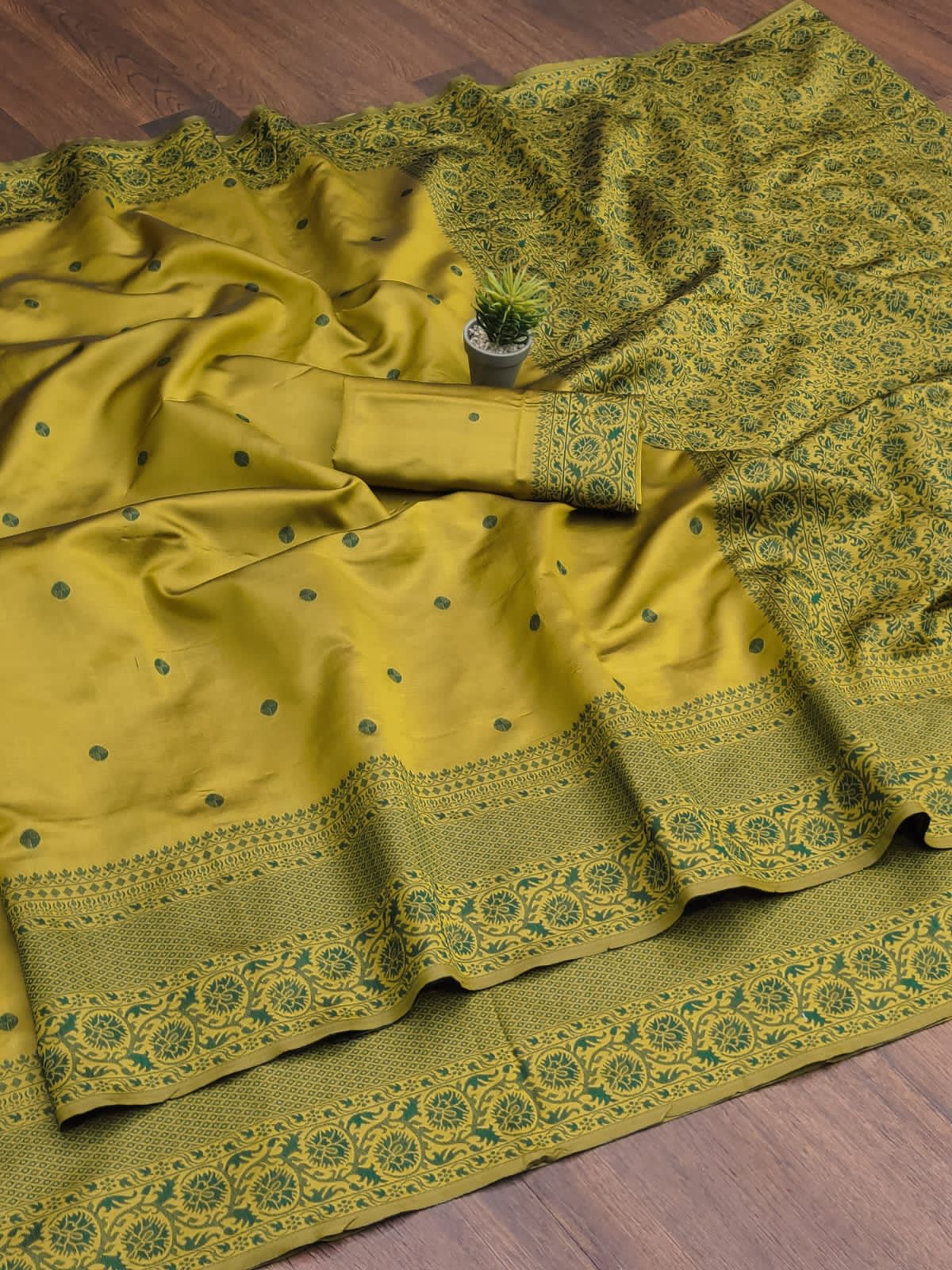 Ailurophile Mehandi Soft Silk Saree With Bucolic Blouse Piece