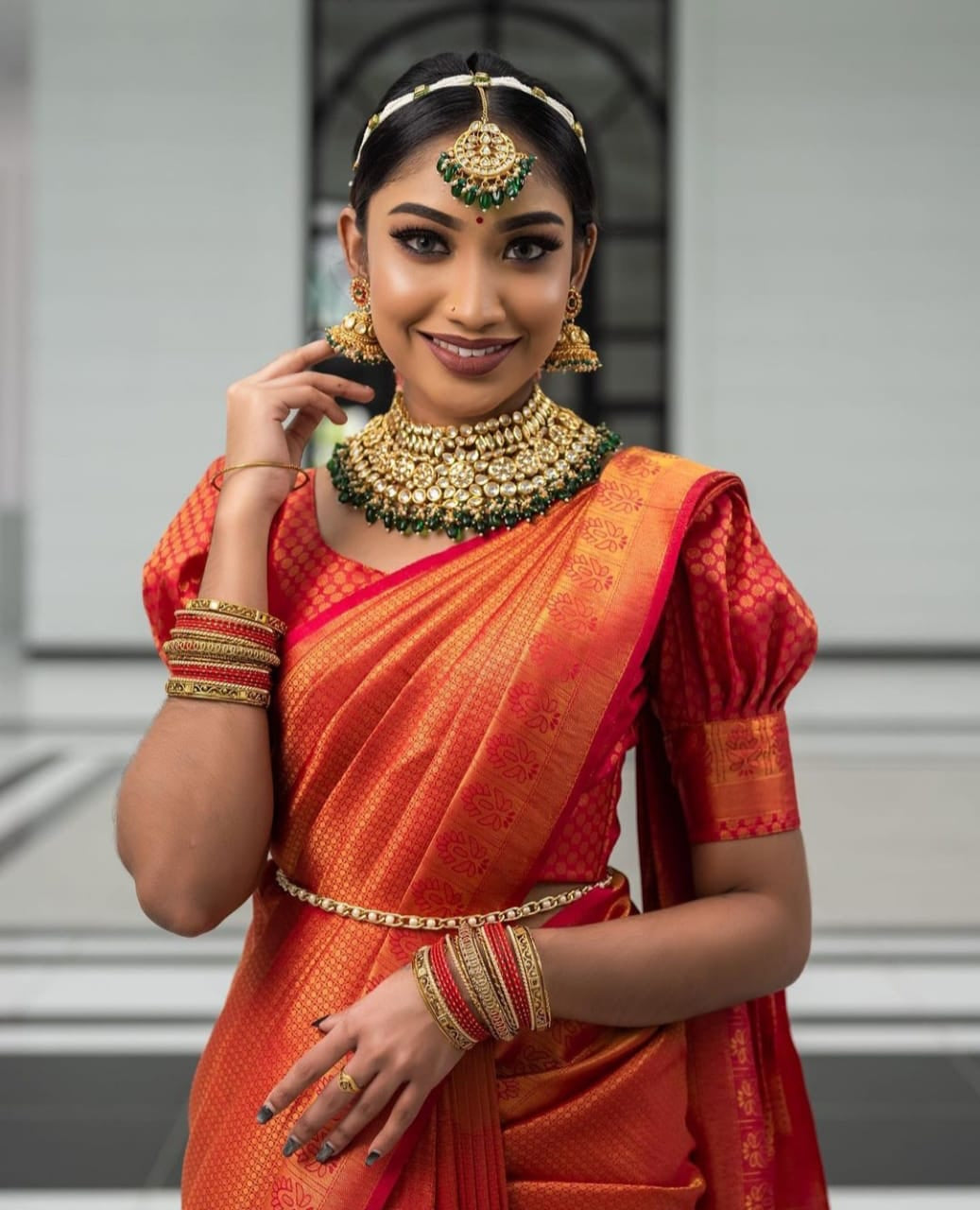 Desirable Red Soft Silk Saree with Twirling Blouse Piece