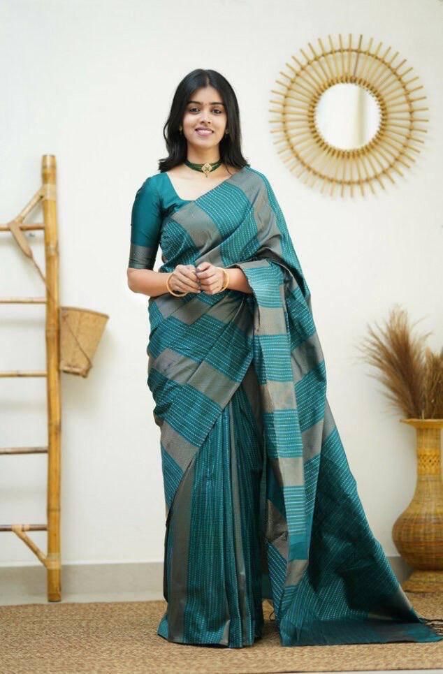 Breathtaking Rama Soft Silk Saree With Captivating Blouse Piece