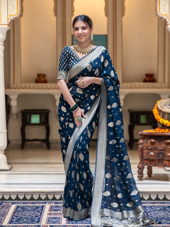 Eloquence Navy Blue Soft Banarasi Silk Saree With Transcendent Blouse Piece