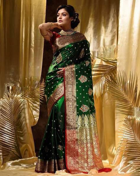 Embrocation Dark Green Soft Silk Saree With Magnificat Blouse Piece