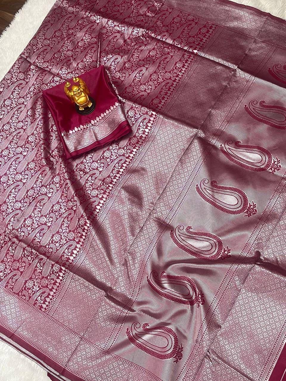 Flamboyant Wine Soft Banarasi Silk Saree with Forbearance Blouse Piece