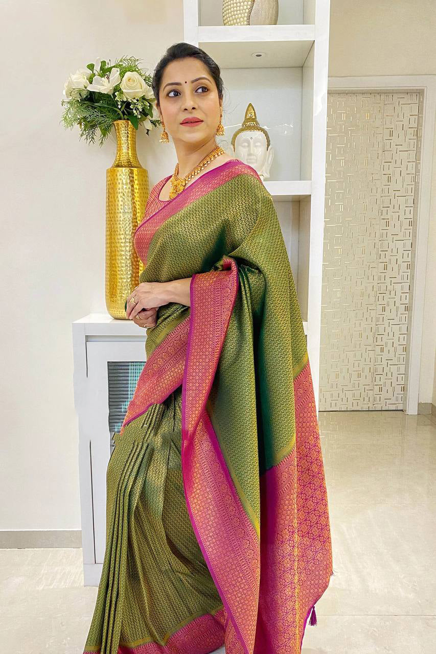 Ideal Green Soft Silk Saree With Beauteous Blouse Piece