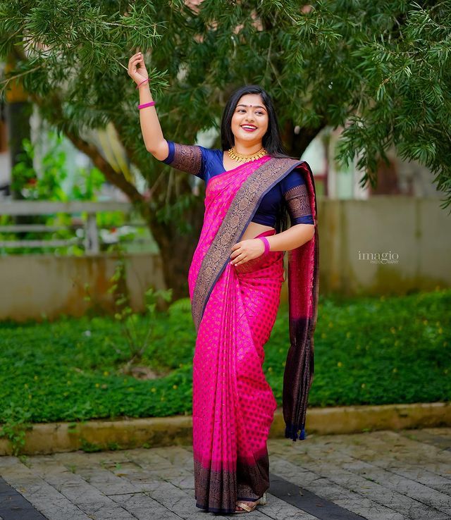 Wonderful Dark Pink Soft Silk Saree With An insanely Blouse Piece