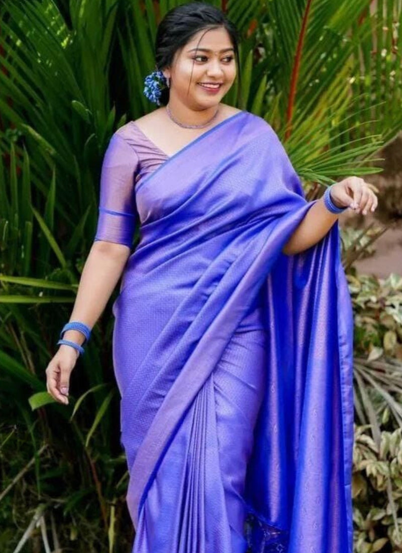 Aplomb Royal Blue Kanjivaram Silk Saree With Grandiose Blouse Piece