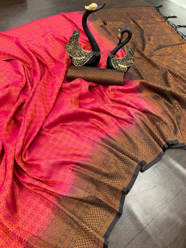 Enamoring Dark Pink Kanjivaram Silk Saree With Ephemeral Blouse Piece