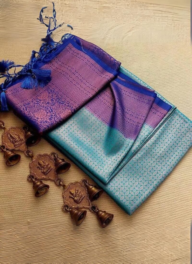 Embellished Firozi Kanjivaram Silk Saree With Effulgent Blouse Piece