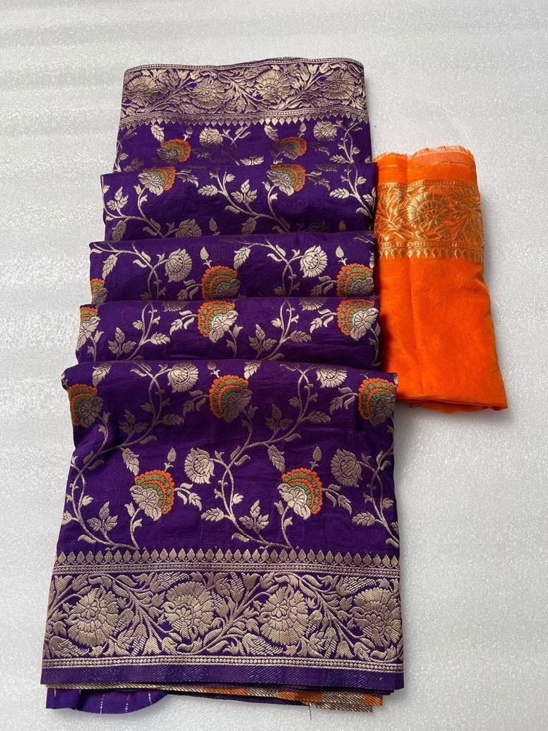 Alluring Purple Soft Banarasi Silk Saree With Ethereal Blouse Piece