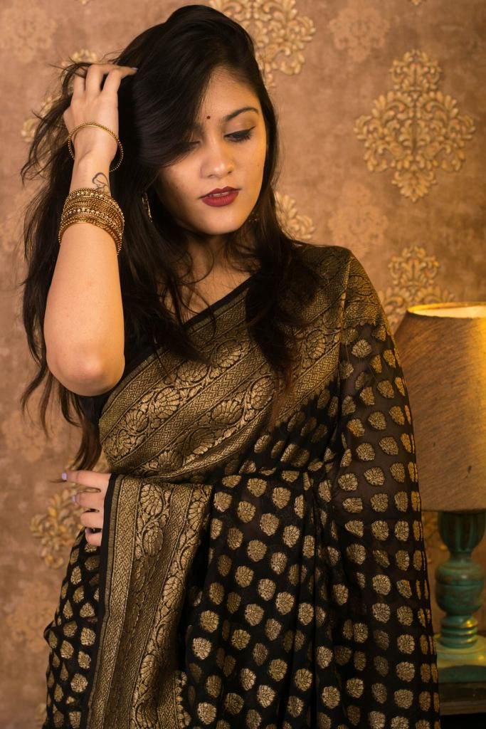 Allure Black Soft Banarasi Silk Saree With Beguiling Blouse Piece