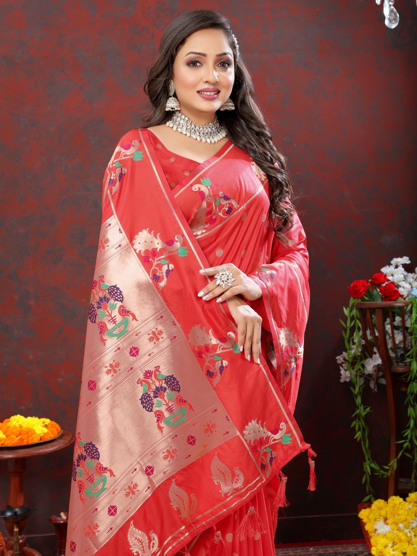 Twirling Red Paithani Silk Saree With Groovy Blouse Piece