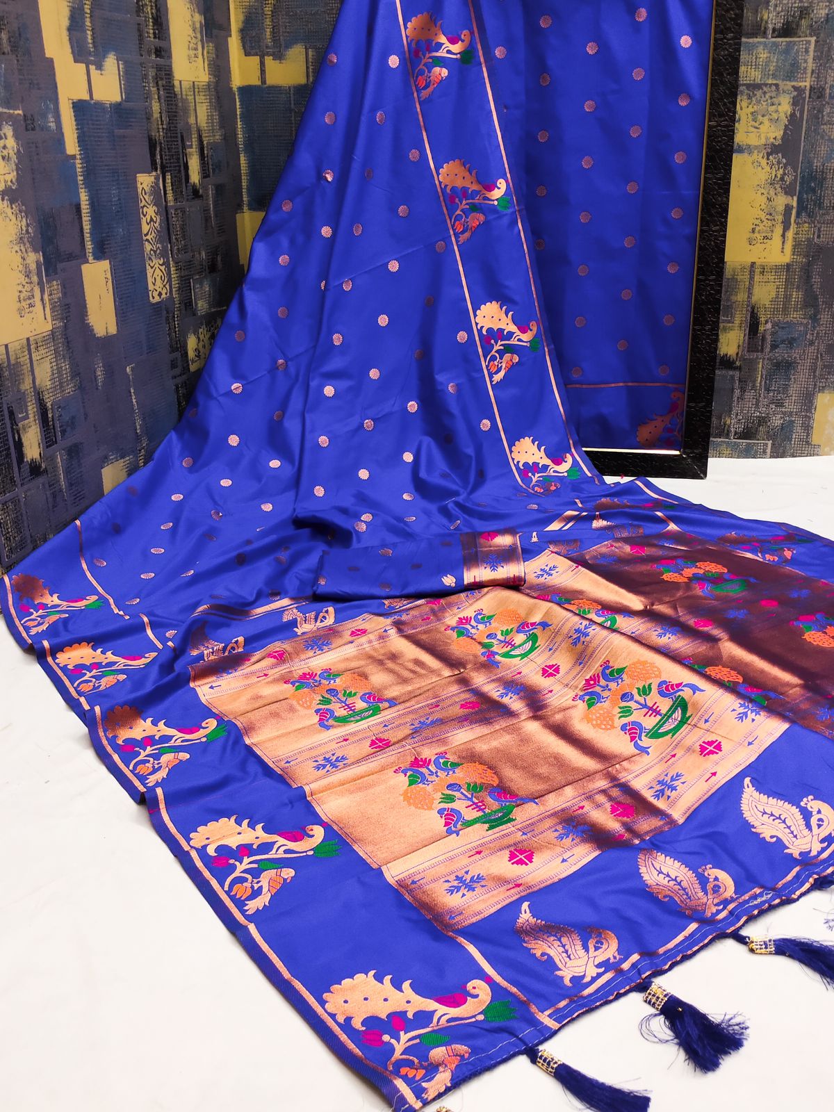 Designer Royal Blue Paithani Silk Saree With Preferable Blouse Piece