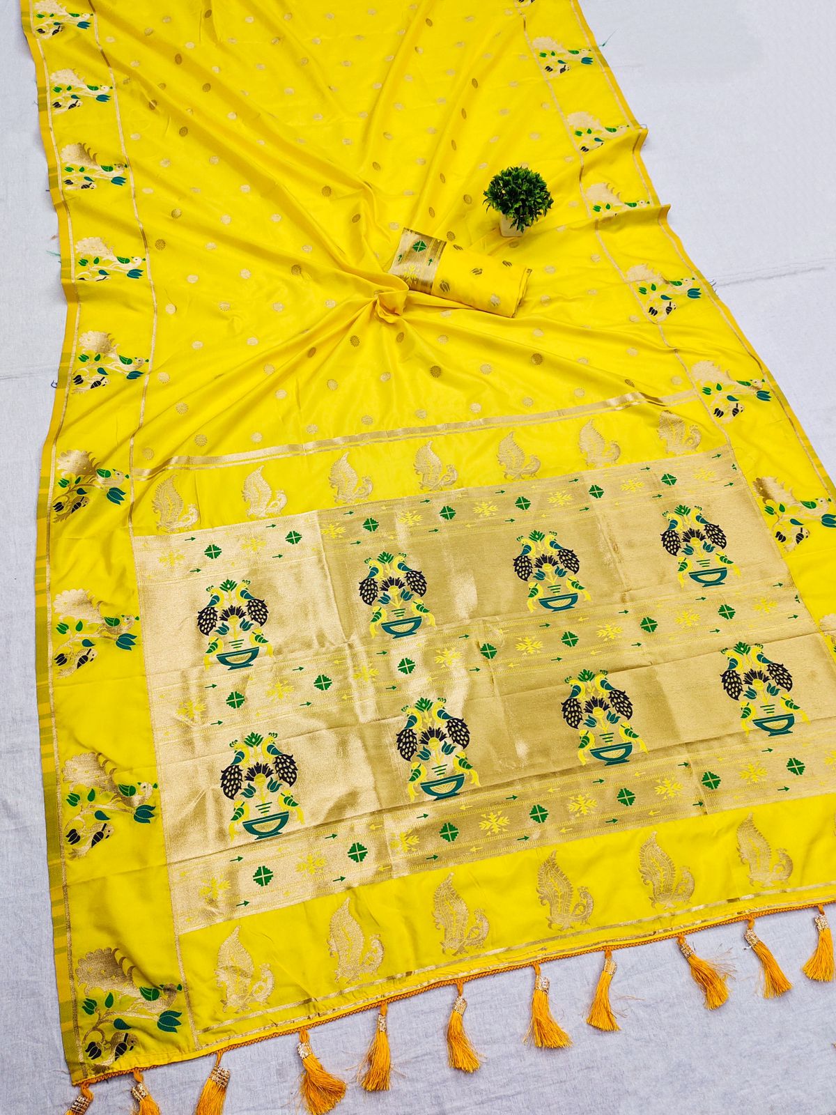 Fairytale Lemon Paithani Silk Saree With Mesmeric Blouse Piece