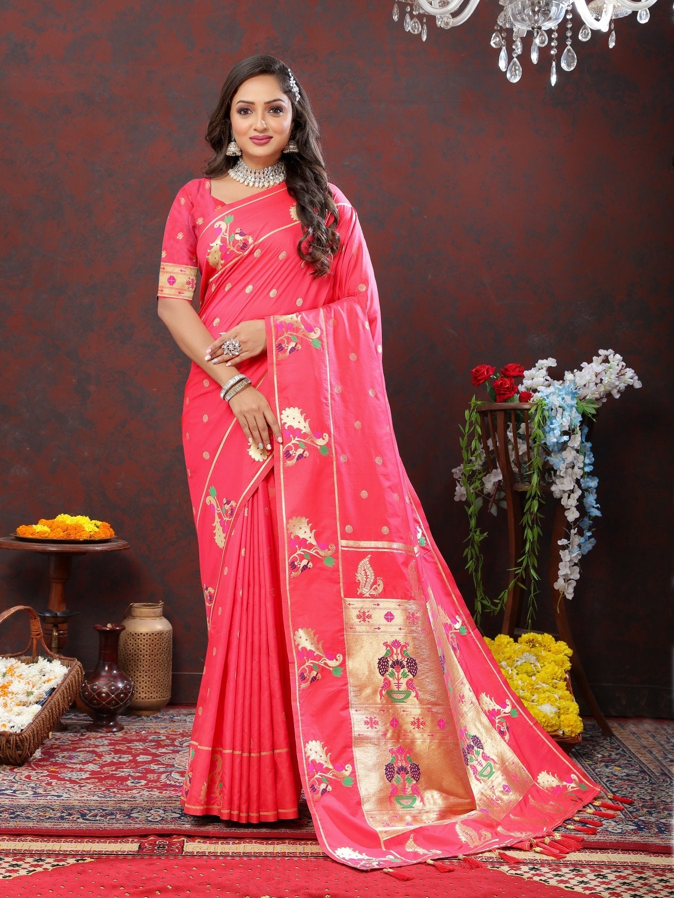 Stunner Pink Paithani Silk Saree With Flamboyant Blouse Piece