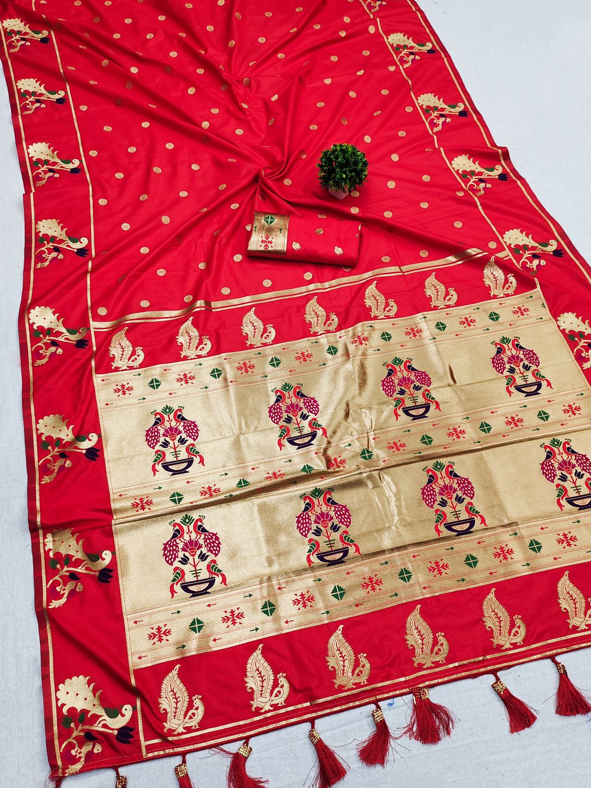 A dreamy Red Paithani Silk Saree With Delightful Blouse Piece