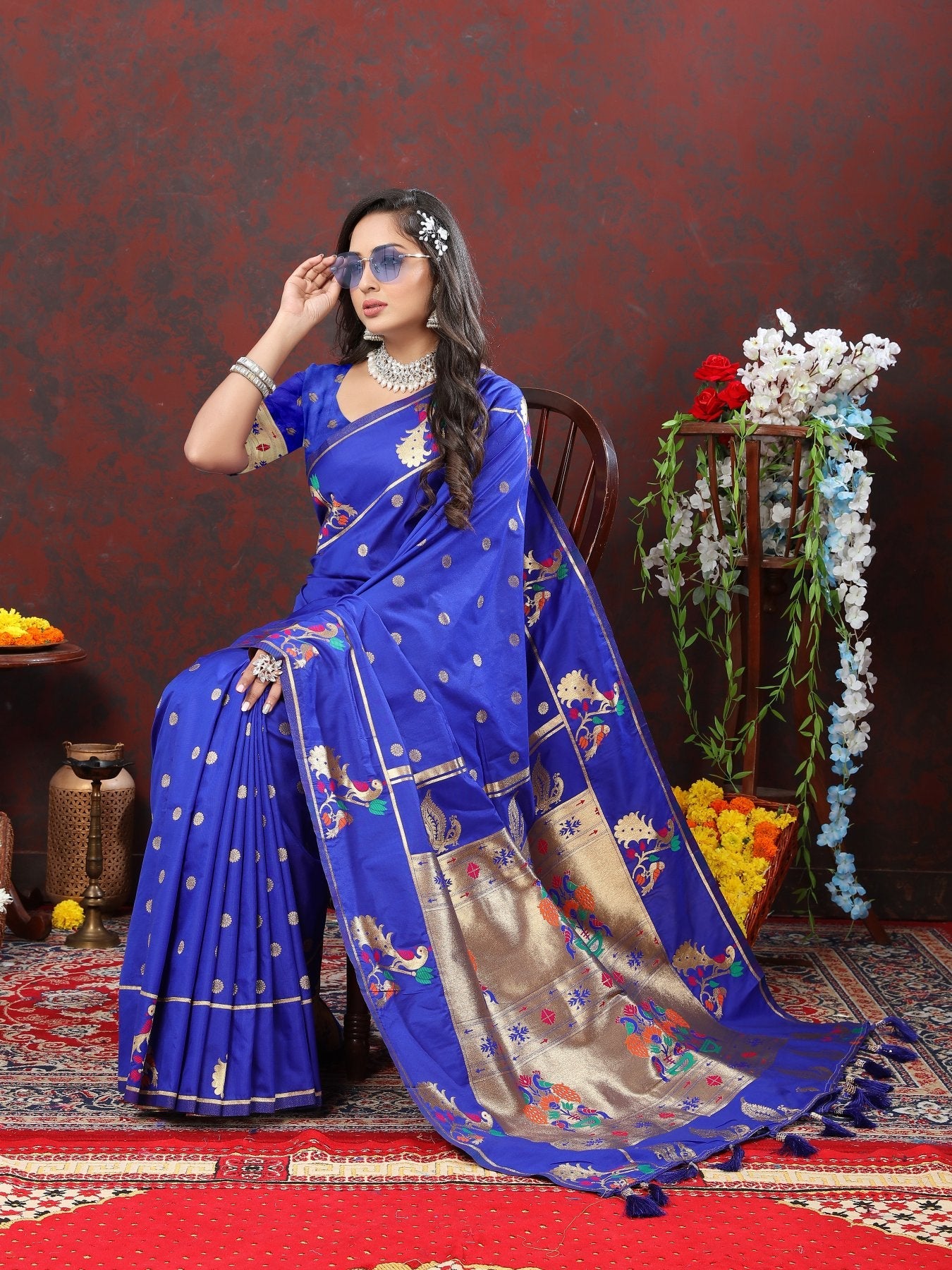 Appealing Royal Blue Paithani Silk Saree With Glorious Blouse Piece