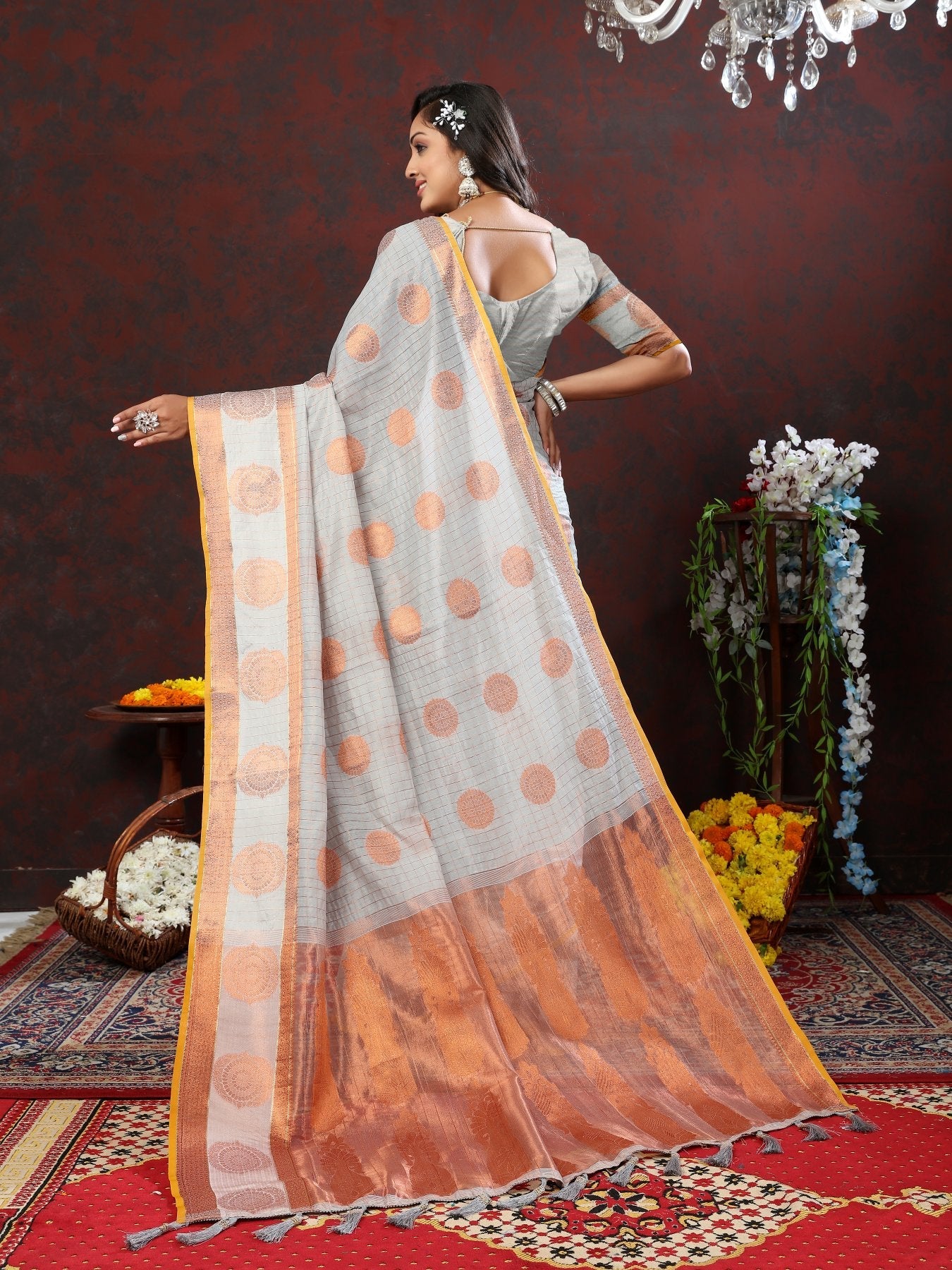 Blissful Grey Cotton Silk Saree With Appealing Blouse Piece