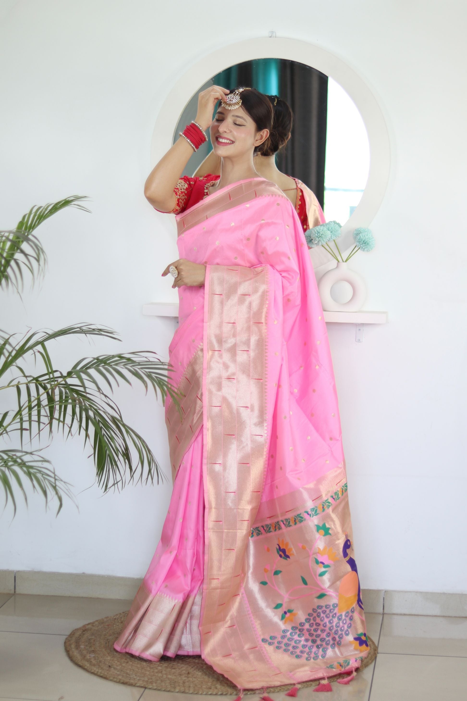 Alluring Baby Pink Paithani Silk Saree With Smart Blouse Piece