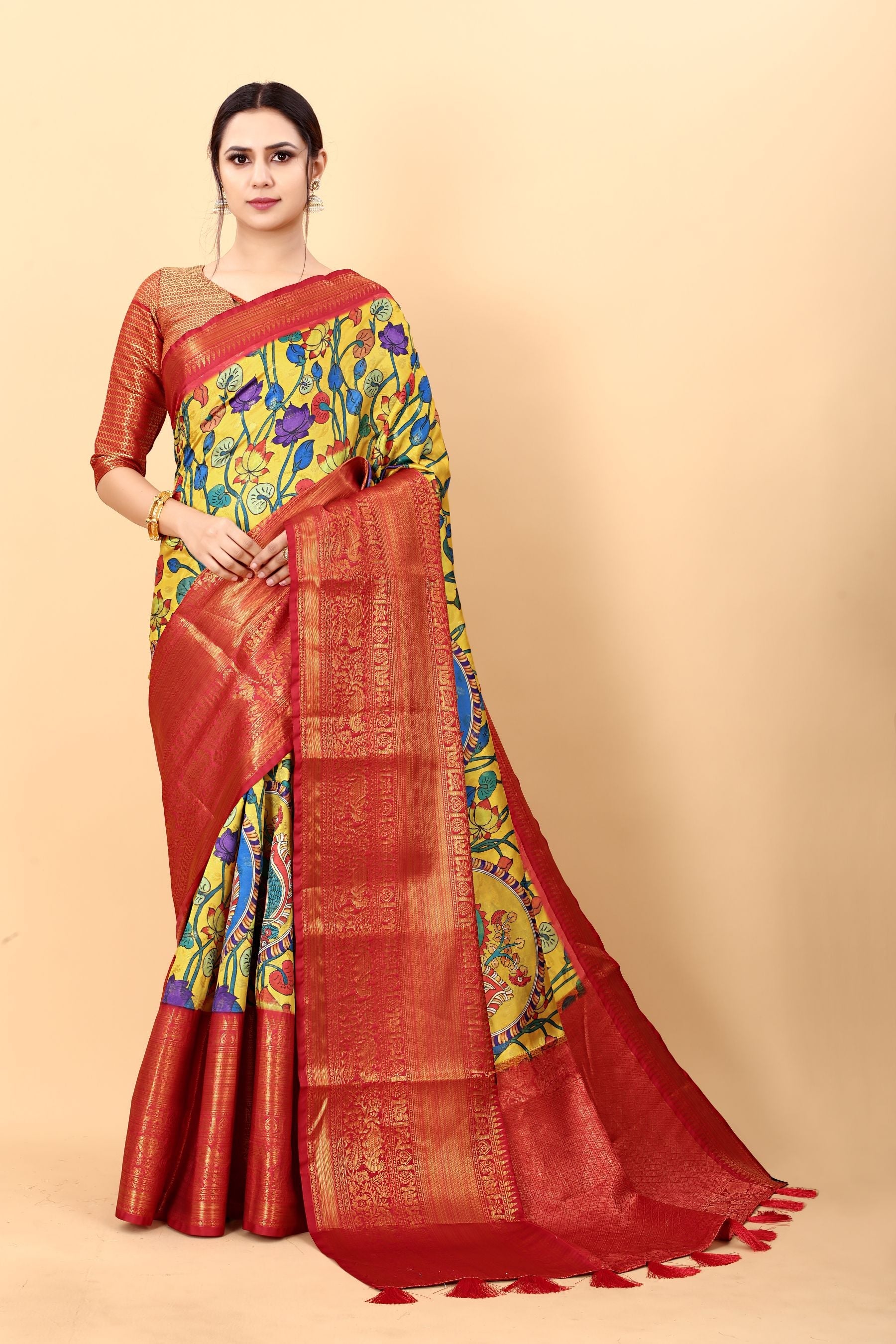 Appealing Yellow Kalamkari Printed Saree With Invaluable Blouse Piece