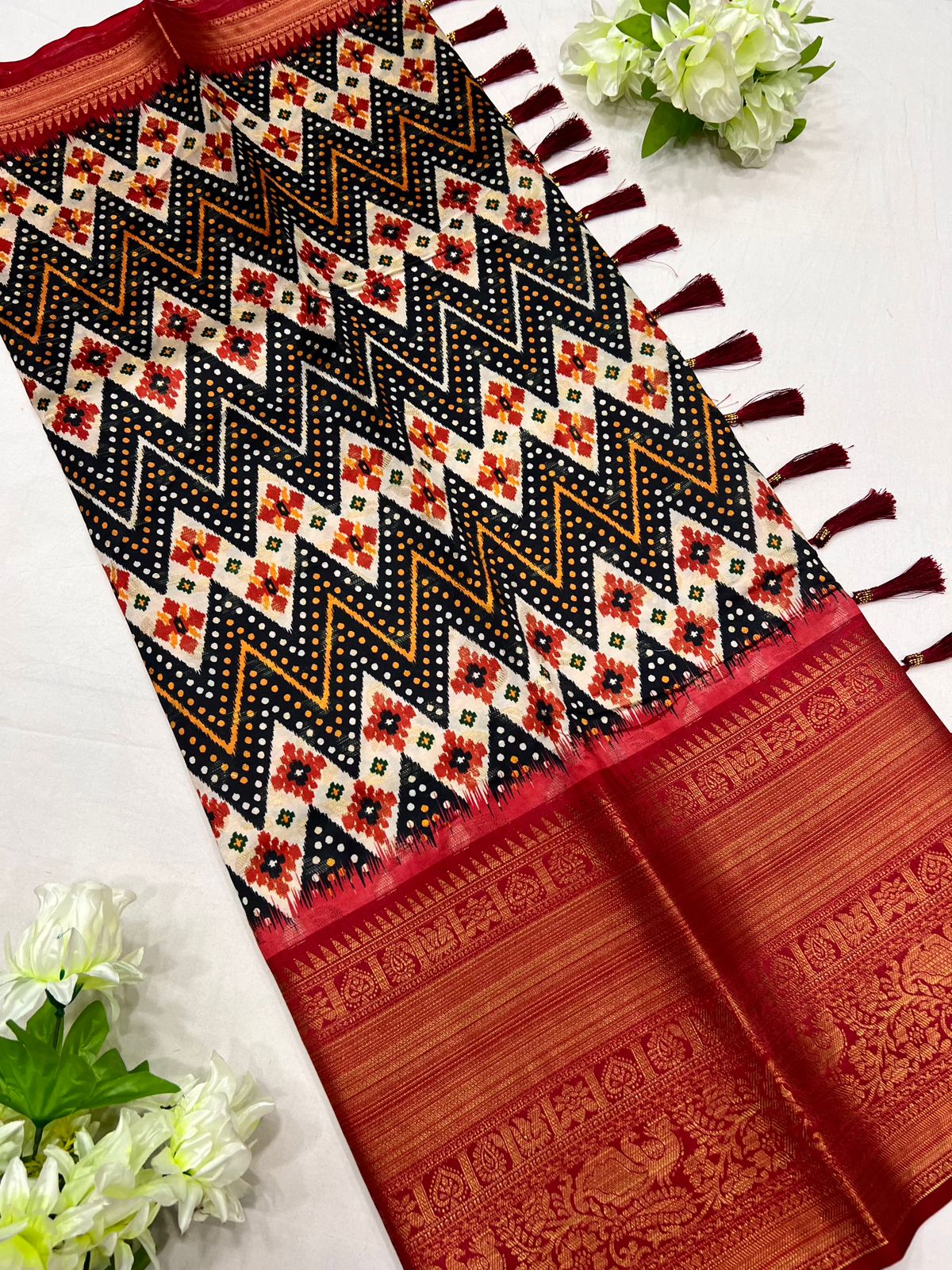 Charming Brown Kalamkari Printed Saree With Sizzling Blouse Piece