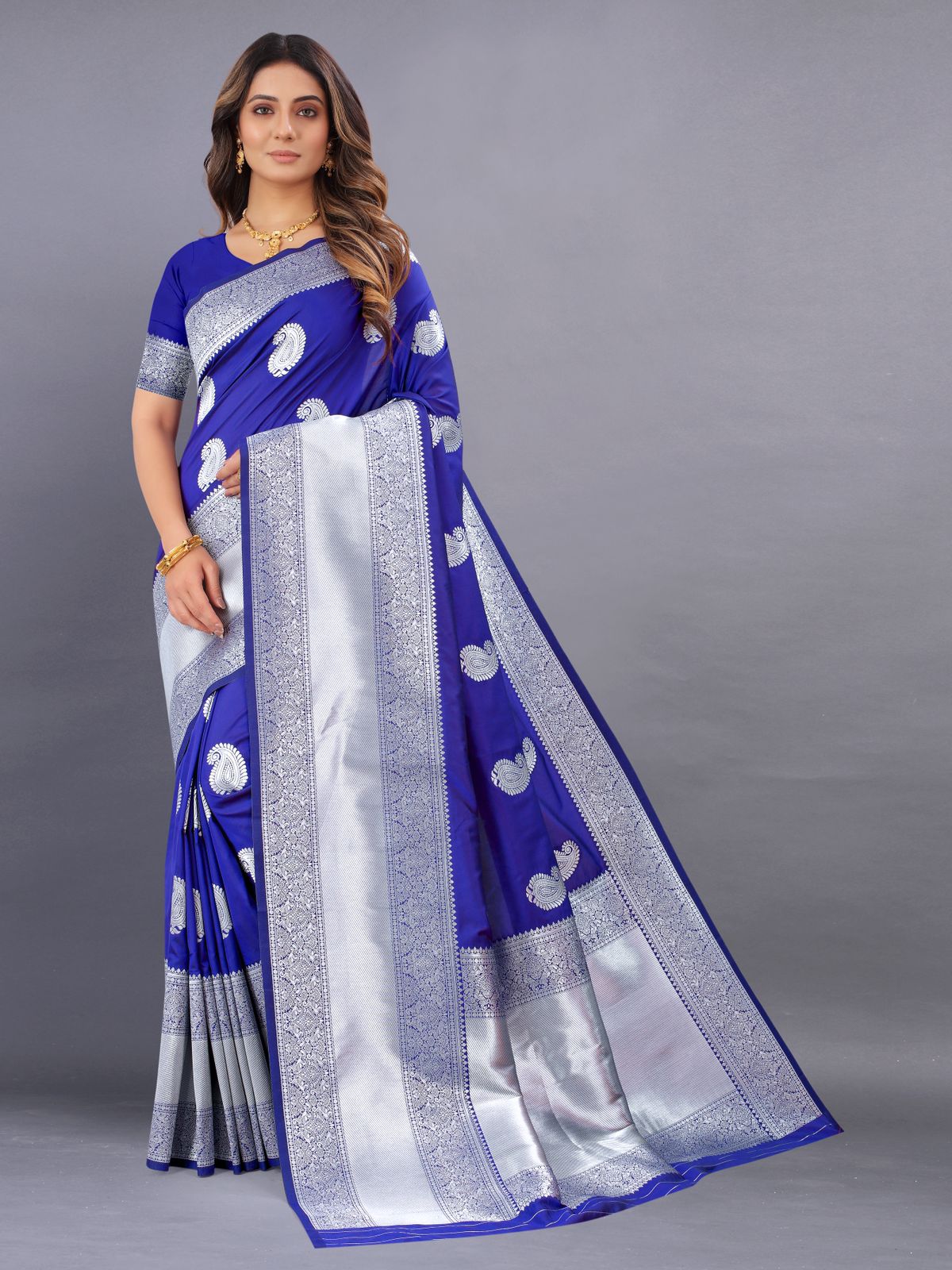 Tremendous Blue Banarasi Silk Saree With Enchanting Blouse Piece