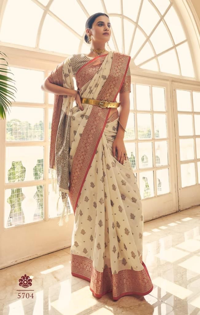 Allure Beige Banarasi Silk Saree With Proficient Blouse Piece