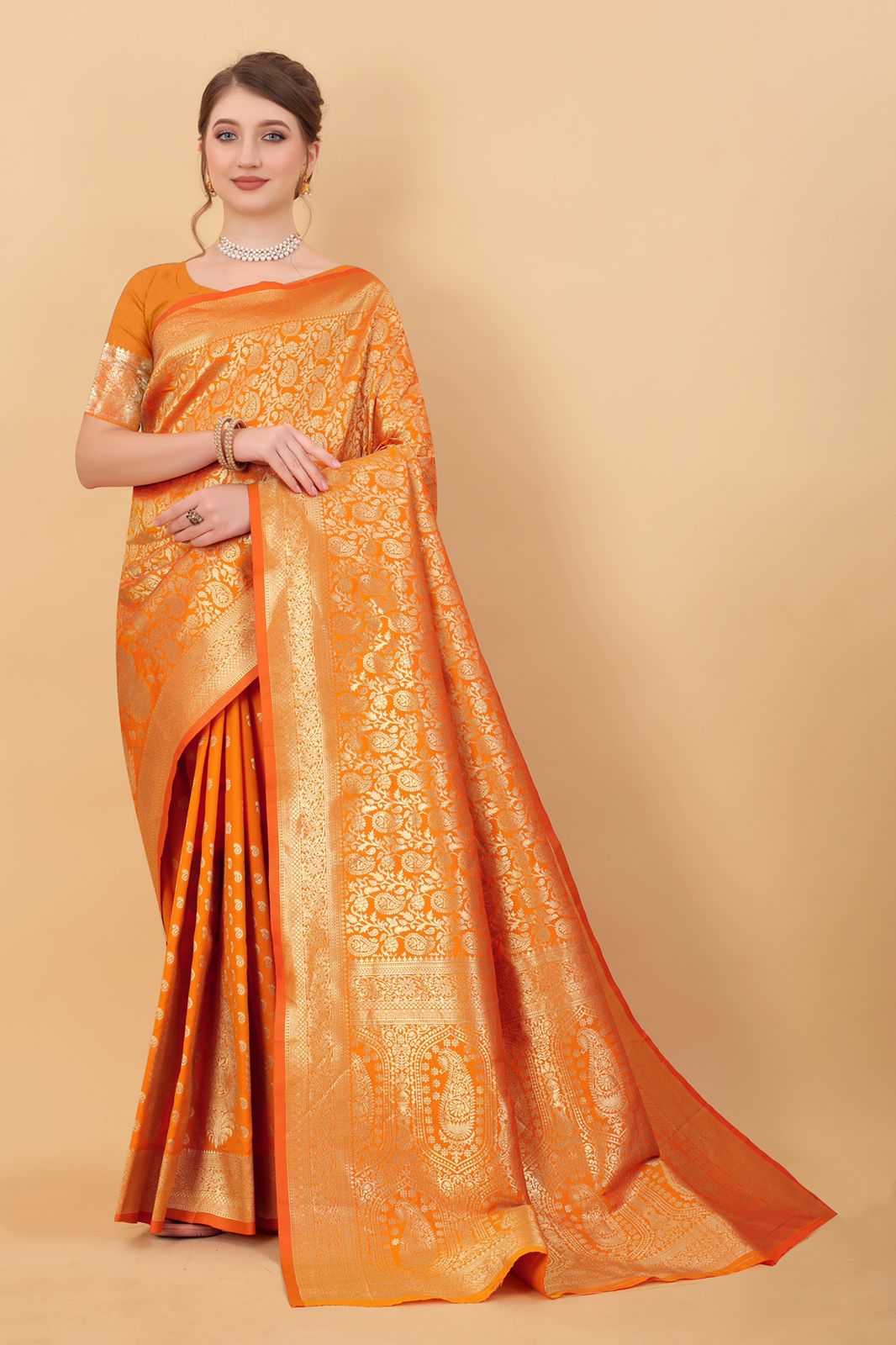 Effulgent Mustard Banarasi Silk Saree With Enthralling Blouse Piece