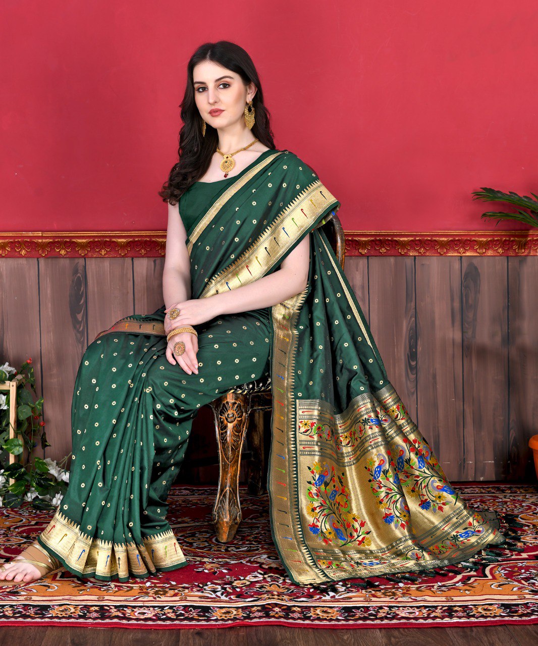 Brood Dark Green Paithani Silk Saree With Gossamer Blouse Piece