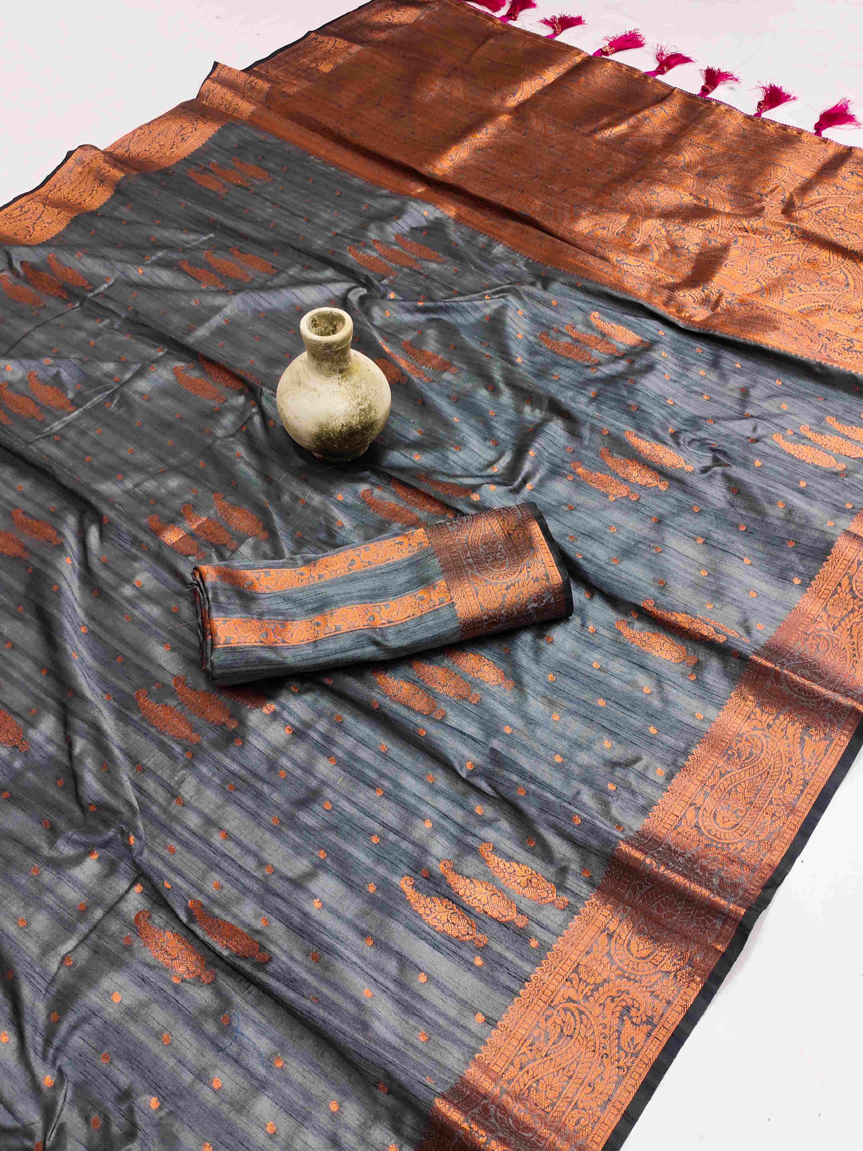 Enticing Grey Soft Banarasi Silk Saree With Evanescent Blouse Piece