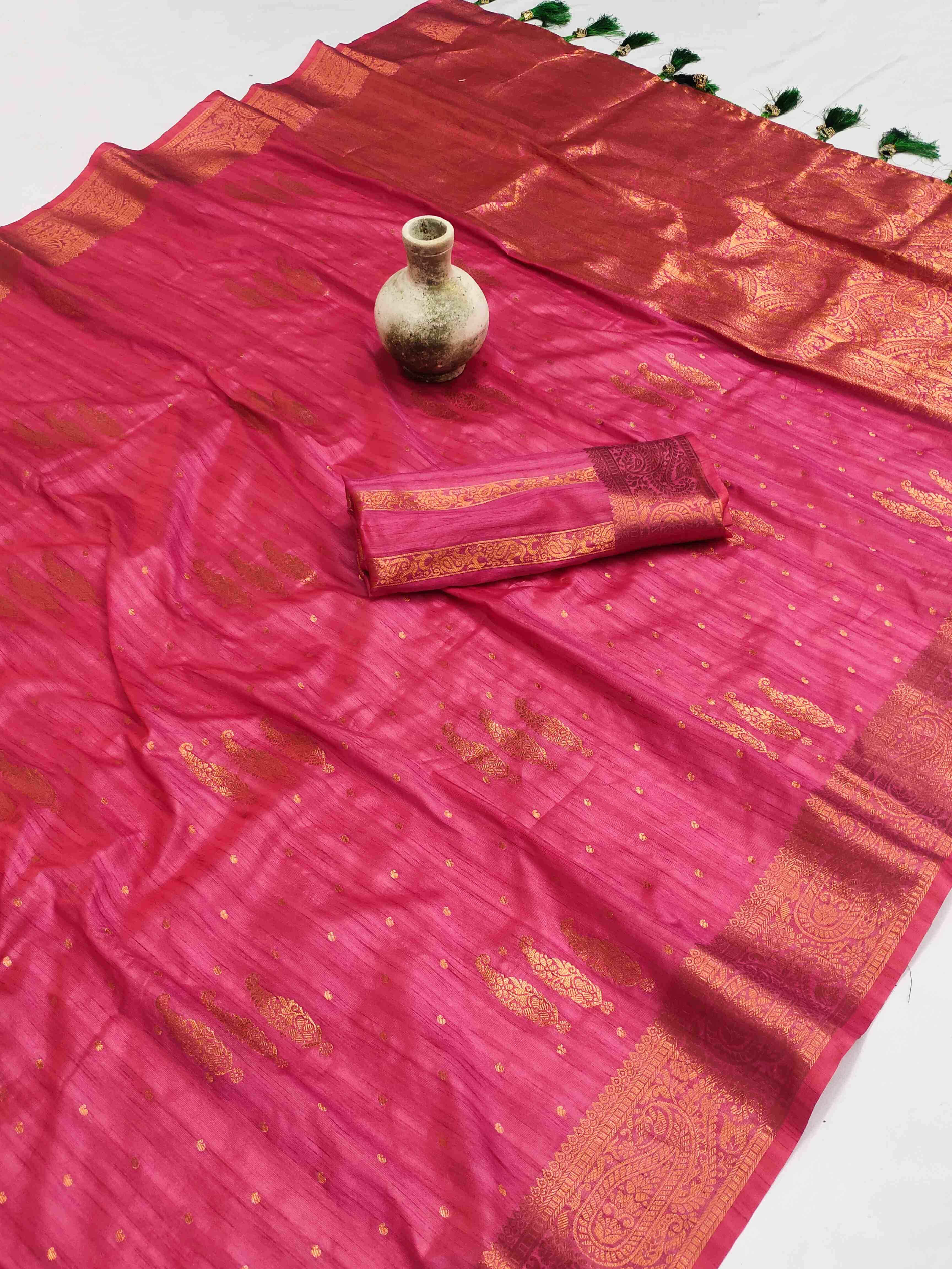 Excellent Pink Soft Banarasi Silk Saree With Epiphany Blouse Piece