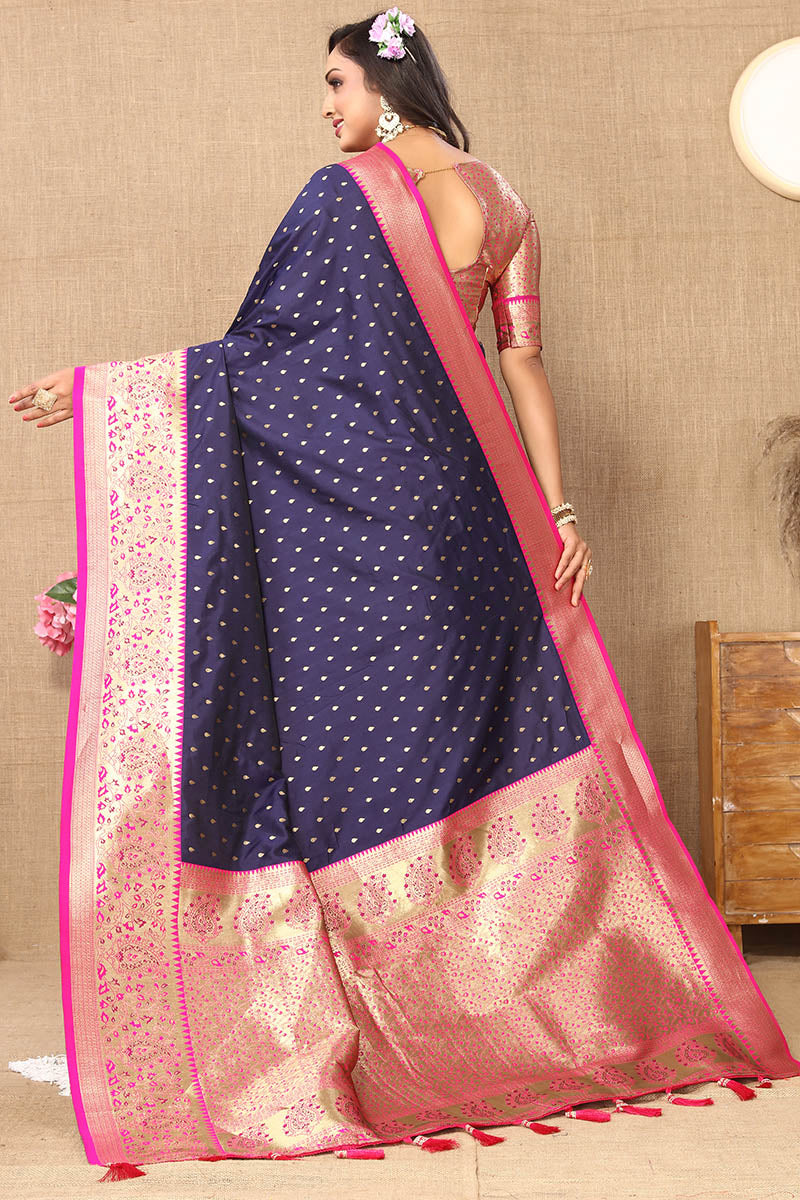 Delectable Navy Blue Soft Banarasi Silk Saree With Outstanding Blouse Piece